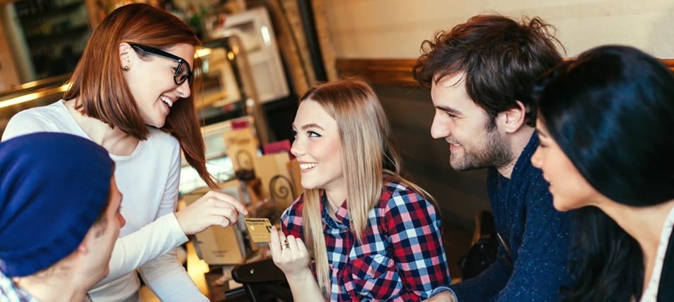 6 Reasons to Have a Credit Card in College