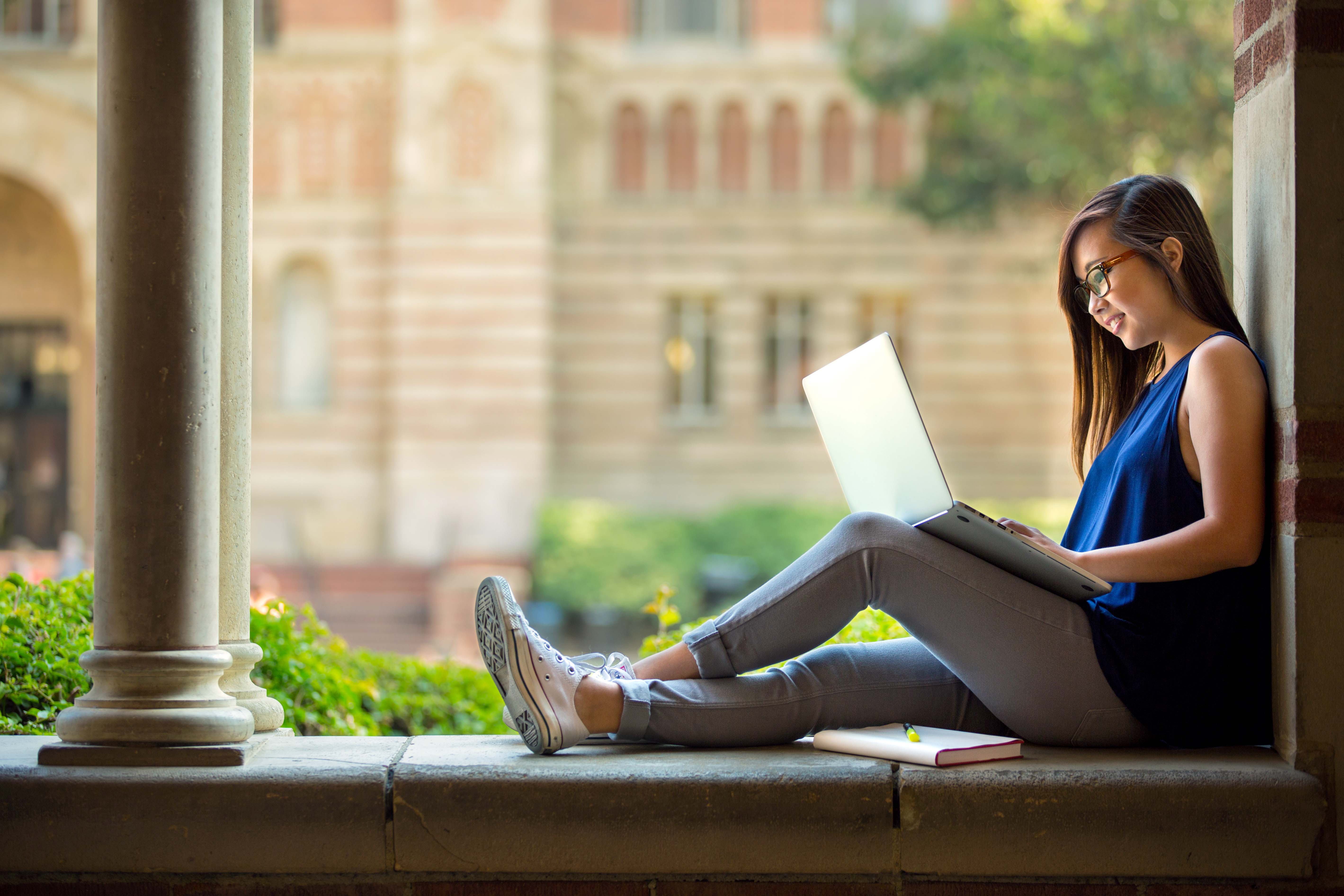 How to Stand Out to Ivy League Colleges and Other Top Schools